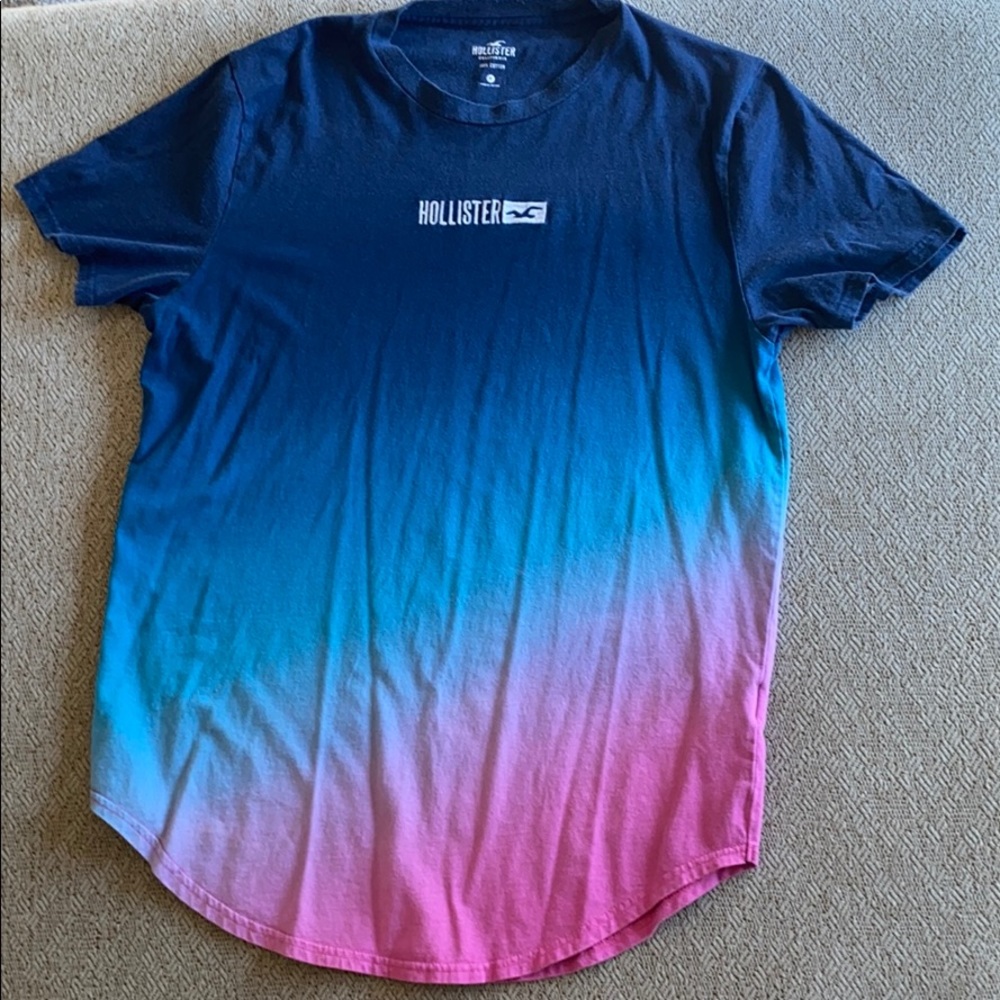 Hollister tshirt